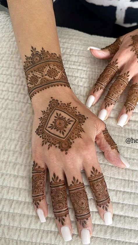 eid mehndi design simple